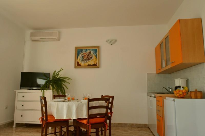 Apartments Jenny Novi Vinodolski Εξωτερικό φωτογραφία