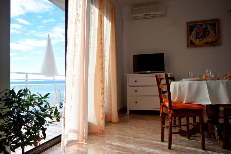 Apartments Jenny Novi Vinodolski Εξωτερικό φωτογραφία
