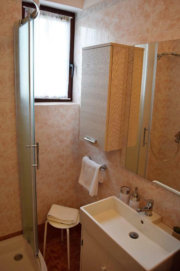 Apartments Jenny Novi Vinodolski Εξωτερικό φωτογραφία
