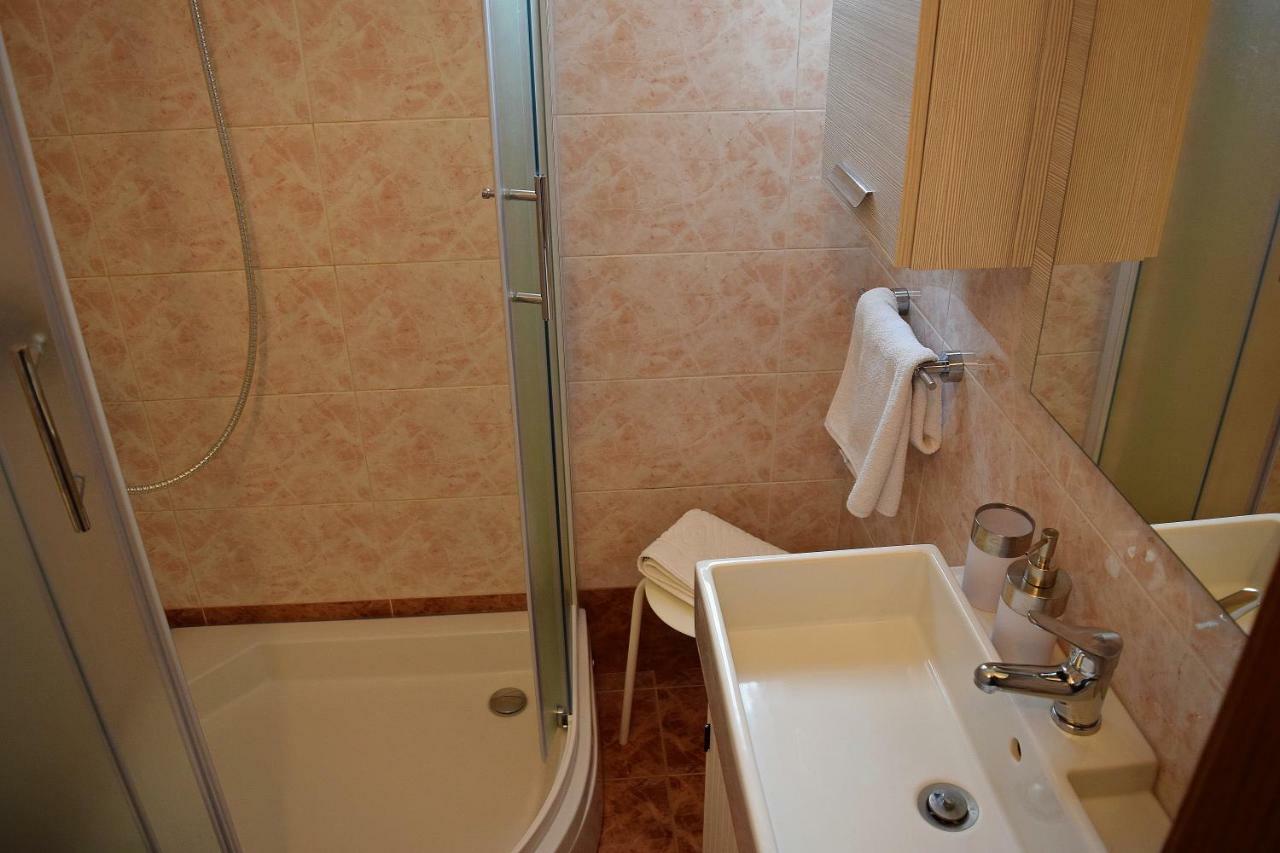 Apartments Jenny Novi Vinodolski Εξωτερικό φωτογραφία